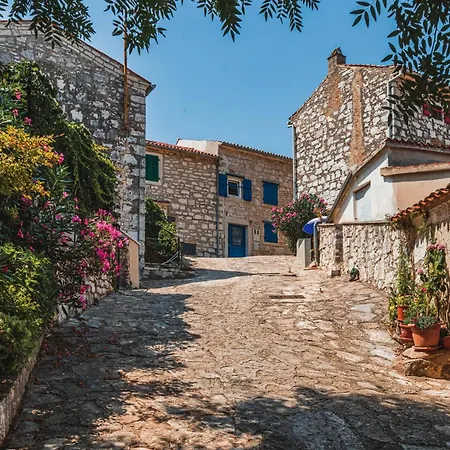 아파트 In - Istrien 38642 포레치